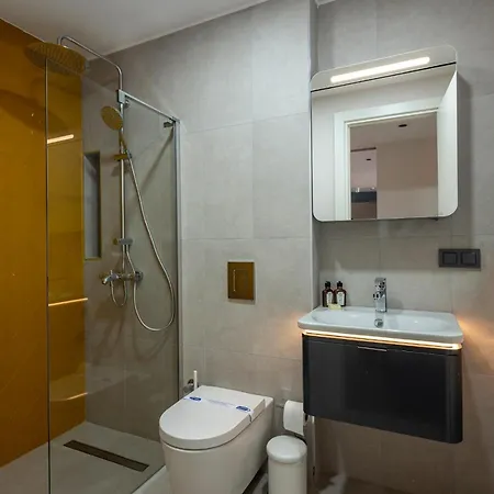 Bright Modern 1bd Brand New Scenic Balcony! #66 * Istanbul